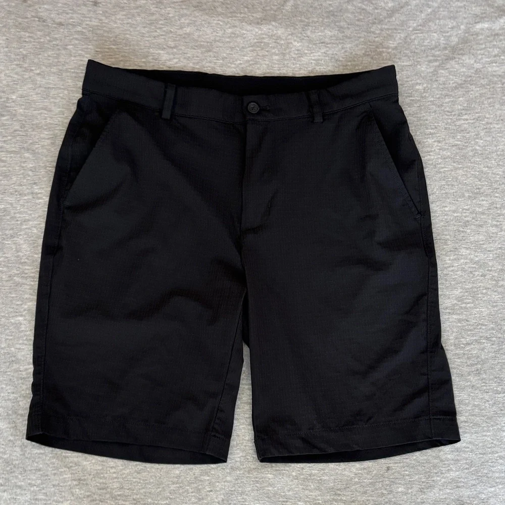 Men's Greg Norman Golf Black Shorts 32” waist